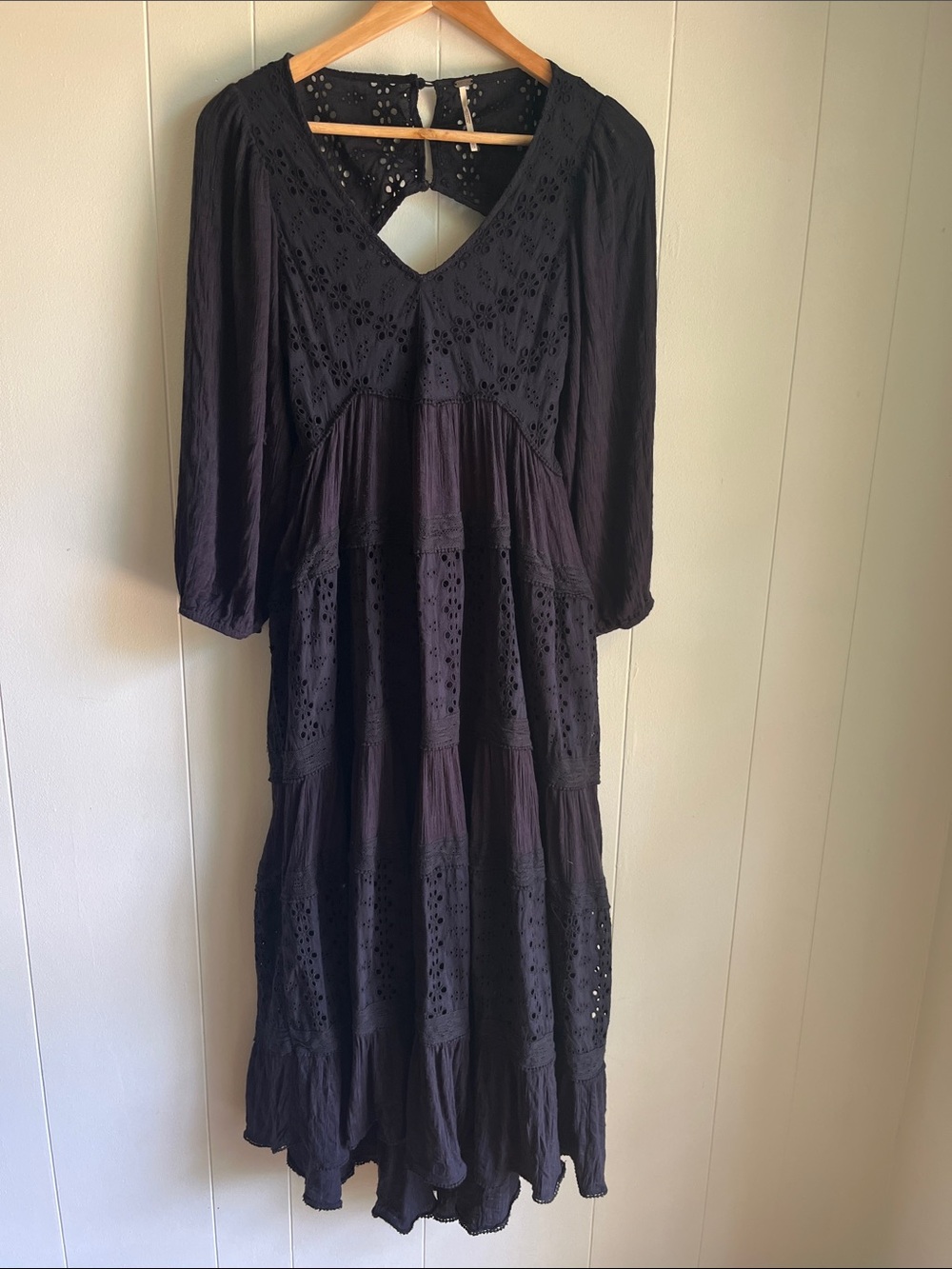 Free People Mockingbird Boho Black Cottagecore Eyelet Tiered Maxi Dress Sz XS - Picture 5 of 15